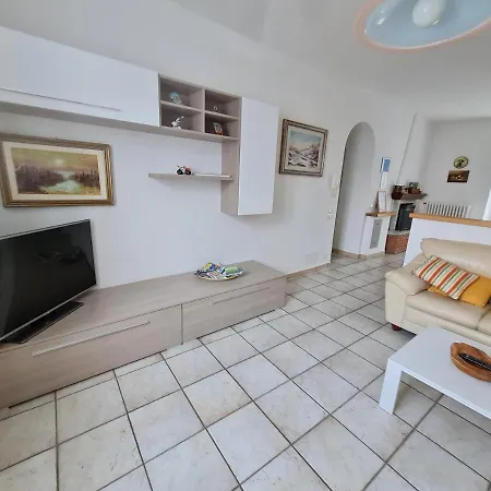 Nyaraló Casa Gabry *